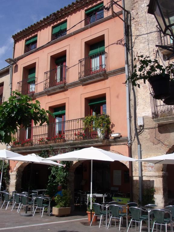 Hotel La Botiga Prades Bagian luar foto